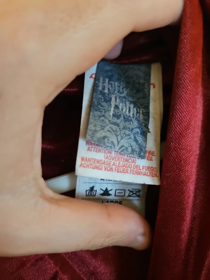 2 Disfraces de Halloween de Harry Potter Gryffindor Rubíes Juveniles Talla L Foto 3 de 4