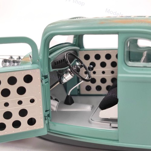 ACME 1:18 SOUTHERN SPEED & MARINE 1932 FORD 5 WINDOW A1805012 Diecast Model Car - Picture 7 of 10