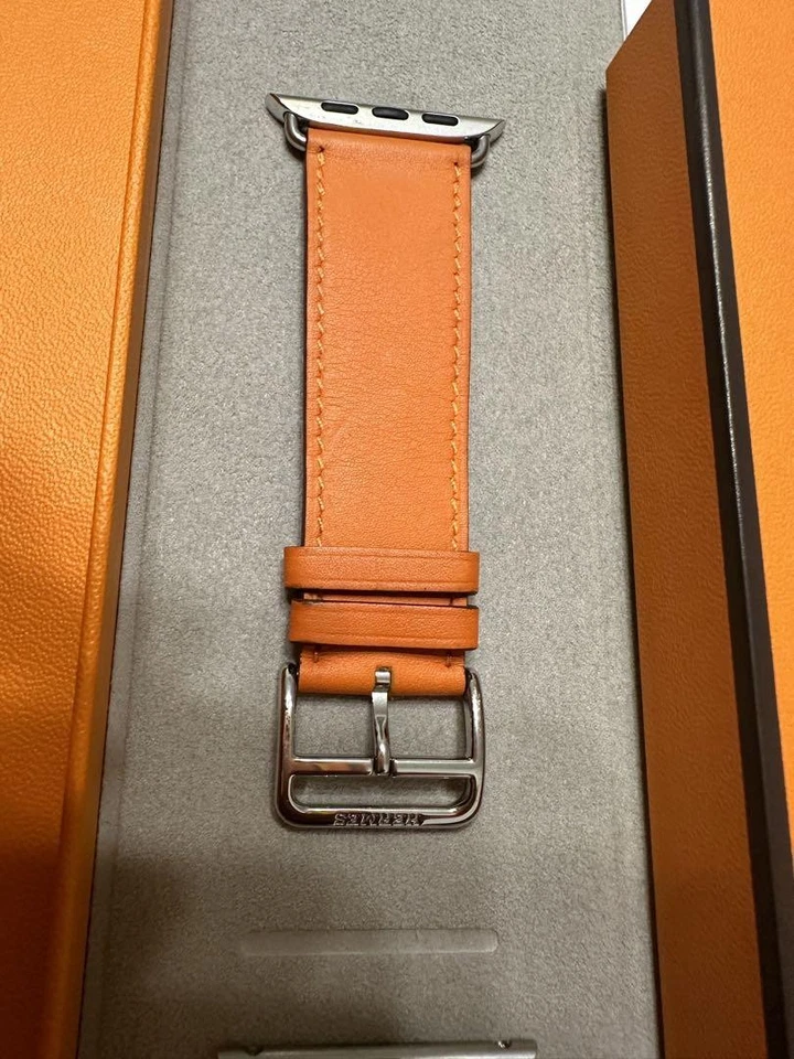 Apple Watch Hermès 45mm Correa Cuero Naranja Genuino - Excelente Estado Foto 2 de 4