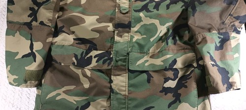 Military Jacke Medium Parka Cold Weather Woodland Camo Wet Rain Goretex ECWCS - Bild 3 von 24