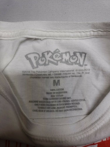Retro Style Pokémon Pikachu " Gotta Catch Them All " Men's Medium T-shirt - Picture 5 of 11