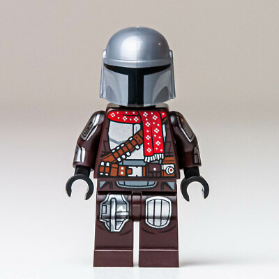 LEGO® Mandalorian Minifigure Mando w/ Christmas Holiday Scarf