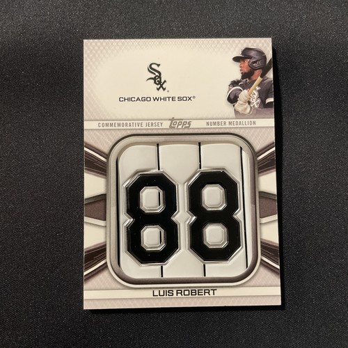 2022 Topps Series 1 LUIS ROBERT PLAYER JERSEY NUMBER COMM RELICS JNM