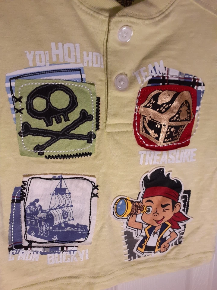 NUEVO CON ETIQUETAS Disney Jake y los Piratas del País de Nunca Jamás Pullover Camisa Bebé Niños Talla 12M Foto 2 de 4