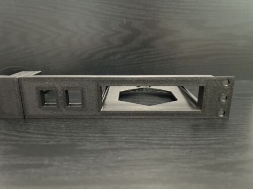 19” Server Rack TP Link ER7206/ER707-M2/ER7212PC and OC200 Controller Mount - Picture 2 of 5