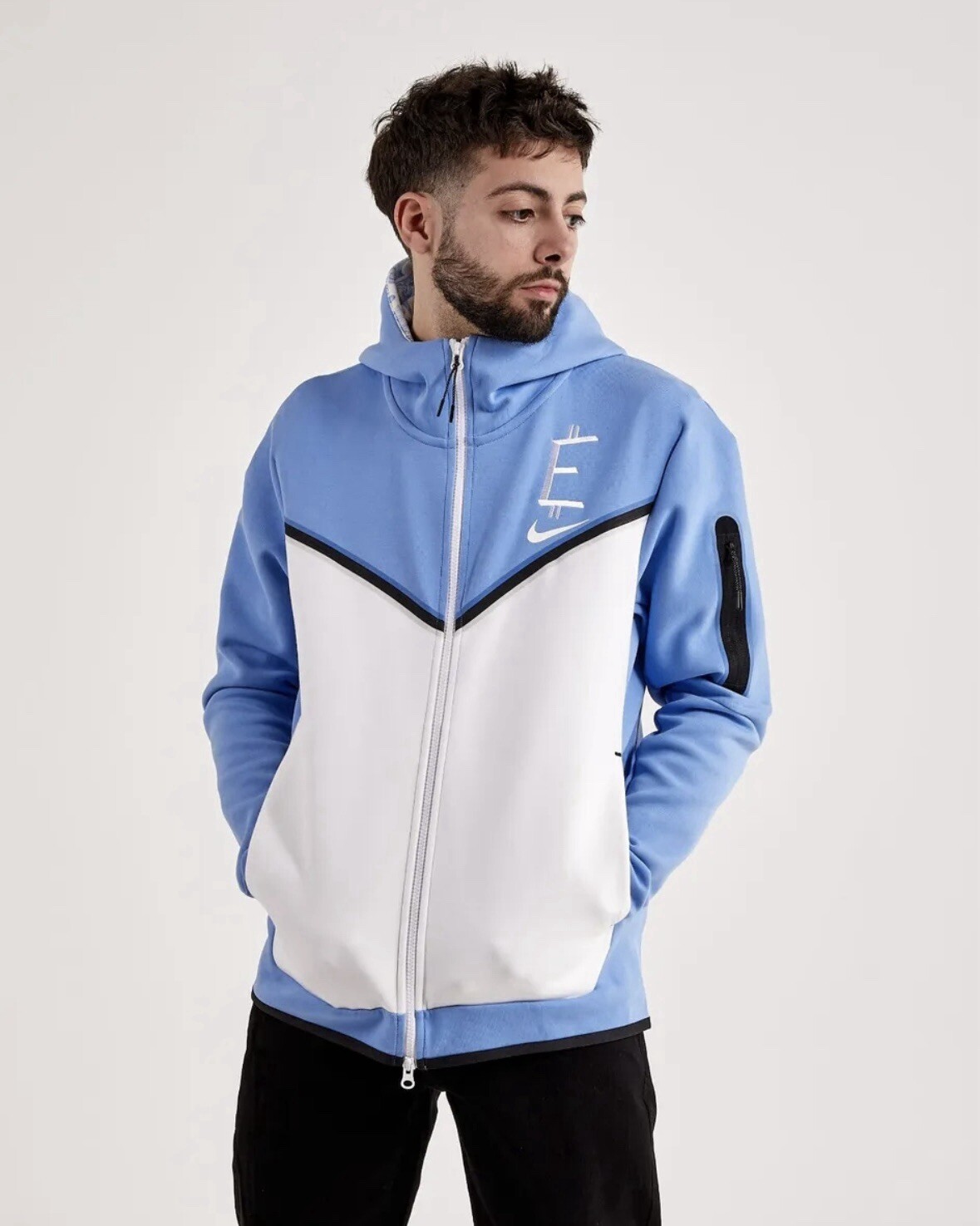 Nike Doernbecher Emerson’s Freestyle Mens Sz Small Tech Fleece Hoodie FD9668-448