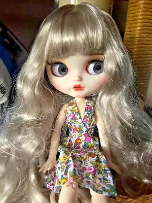 Blythe Puppe Schmollender Mund mattes Gesicht silberne Haare BJD Spielzeug maßgefertigt OOAK Schalter Augen