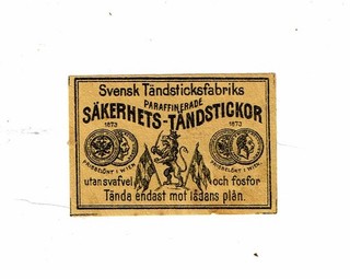 1 etiqueta de caja de cerillas de Suecia antigua década de 1900 Svensk Tandsticksfabriks banderas y león 52x35 mm