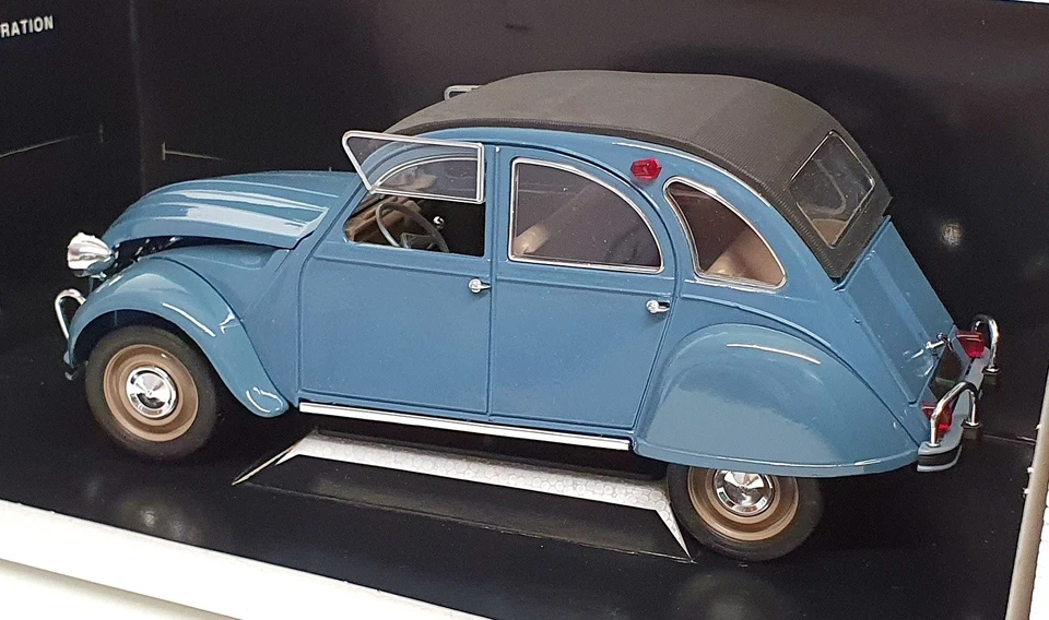 Solido 1/18 Scale Diecast 8028 - 1966 Citroen 2CV - Blue - Image 2 of 4