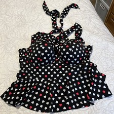 Plus Size TORRID Swimwear Top Black White And Red Hearts Size 2