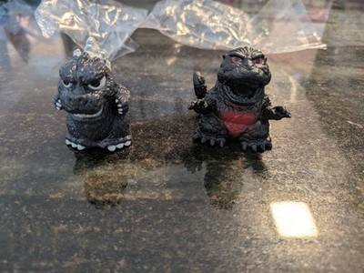 2025 Plex G70 Mini Sofvi Chronicles Godzilla x Mechagodzilla & Burning Red 1995
