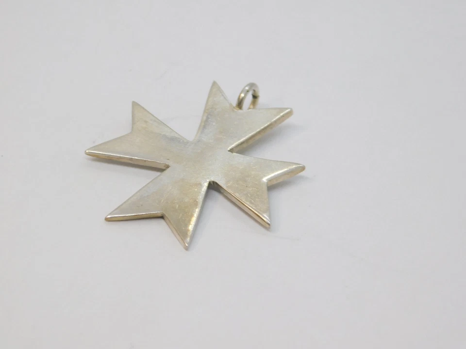 Sterling Silver Maltese Cross Charm Pendant Vintage c1970 - Image 3 of 4
