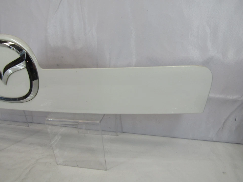 Mazda CX-7 2007-2009 puerta levadiza trasera acabado panel emblema insignia EG21-50811 OEM Foto 4 de 4