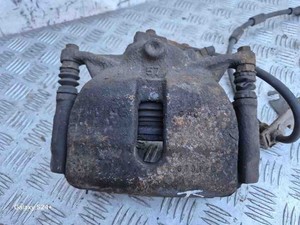 VW GOLF VII Variant BA5, BV5 Bremssattel vorne links 1.60 Diesel 77kw 32378006