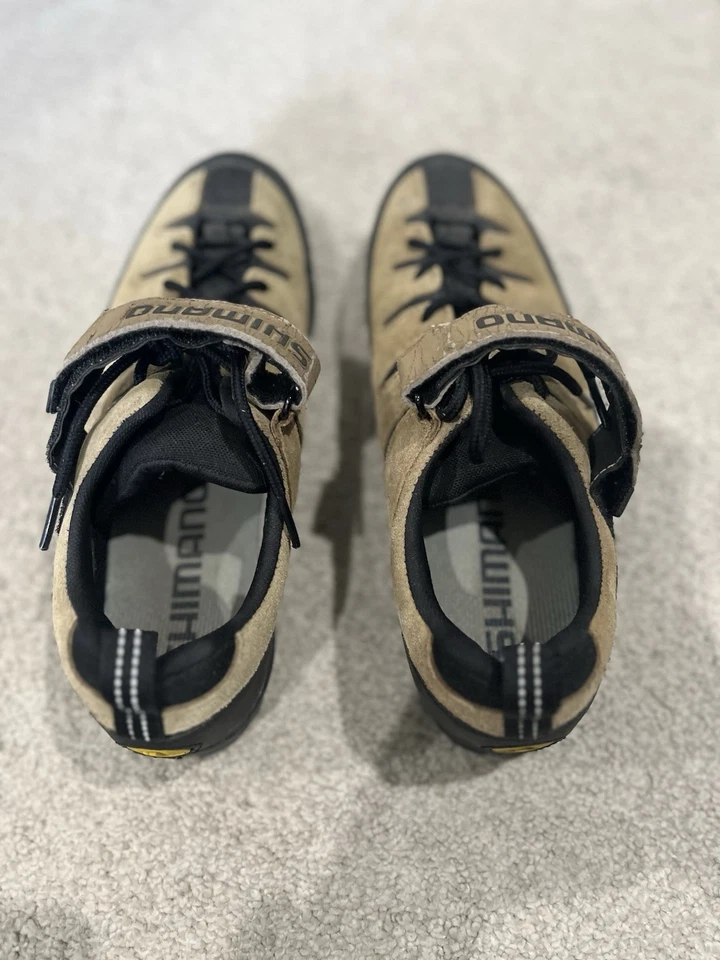 Sapatos de montanha Shimano ciclismo tamanho 10 masculino couro camurça com cadarço SH-MO35 - Imagem 2 de 4