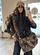 Damen Tasche Plüsch Webpelz Leoprint Beige