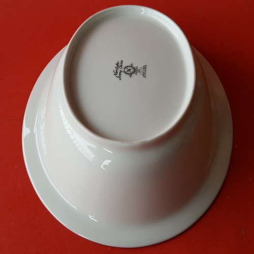 Noritake Ivory China PRELUDE 10" Oval Vegetable Bowl. Black Filigree w/Platinum - Picture 6 of 10