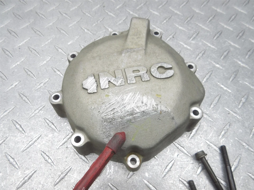 01-03 Suzuki GSXR 600 750 GSXR600 NRC Estator Generador Motor Estuche Cubierta Foto 3 de 4