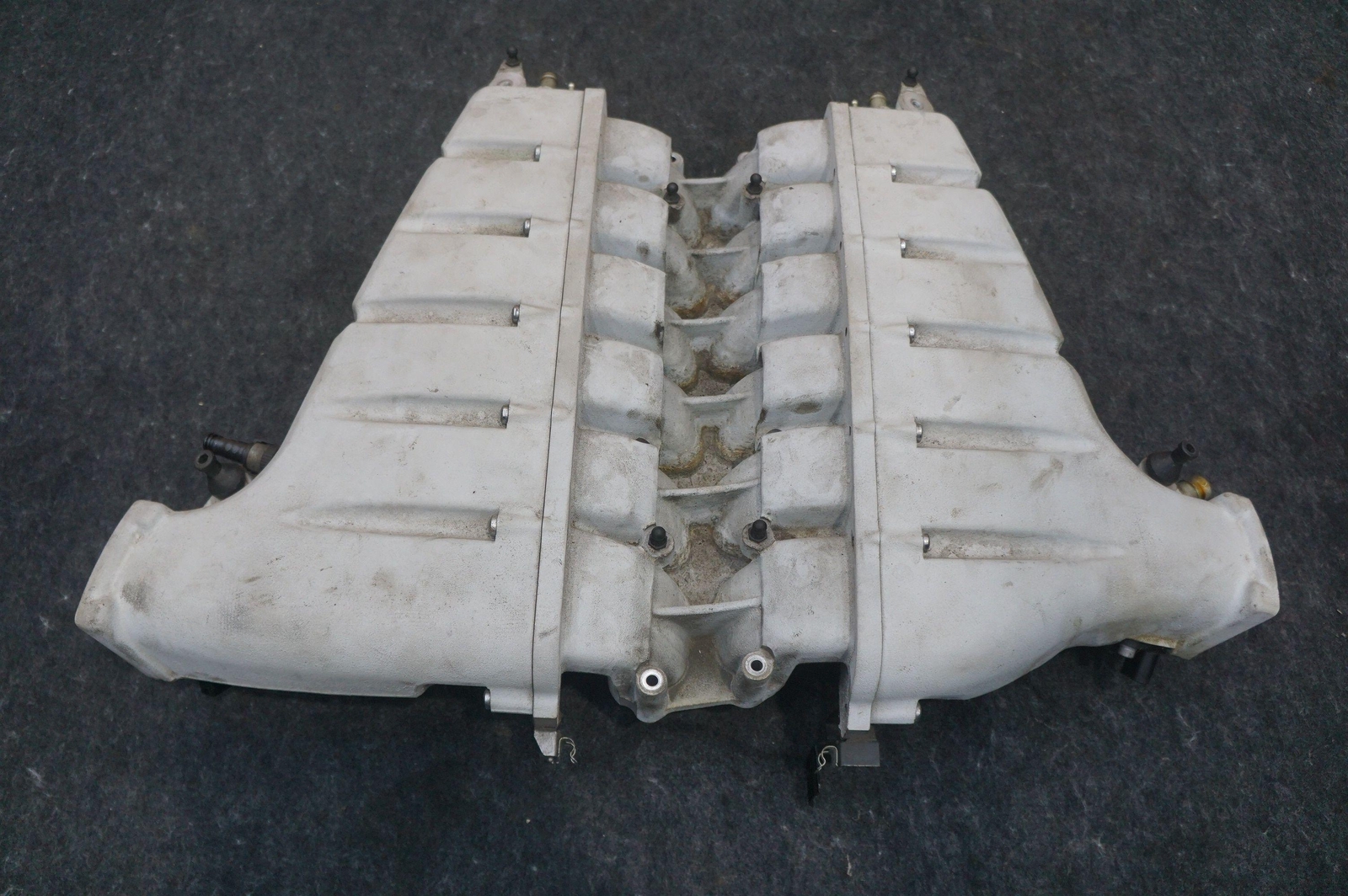 Engine Intake Manifold Assembly OEM 07C133185 Bentley Continental Fying Spur 06
