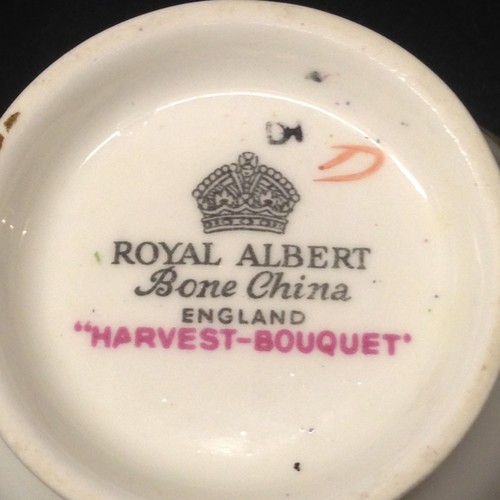 ROYAL ALBERT HARVEST BOUQUET FOOTED CUP 8 OZ GOLD BRUSH TRIM PINK BLUE FLOWERS - Picture 6 of 7
