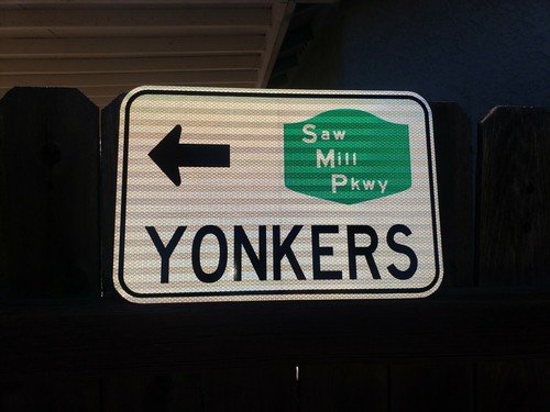 YONKERS - SAW MILL PKWY route road sign 18"x12", New York - Picture 10 of 13