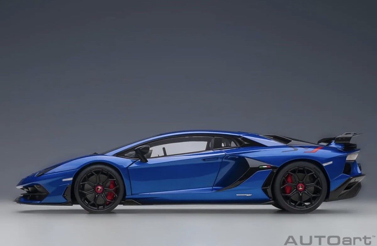 Autoart 1:18 Lamborghini Aventador SVJ (Blue Nethuns/Metallic Blue