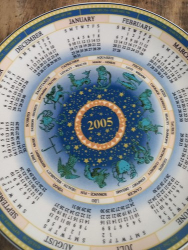 2 Wedgewood Kalenderplatten von 2003 2005 Sternschilder Jahreszeiten Daily Mail - Bild 5 von 11