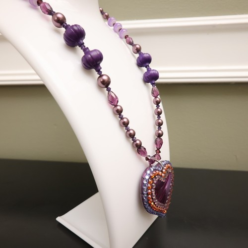 Tarina Tarantino necklace Secret Crush purple heart Lucite beads Swarovski - Picture 4 of 11