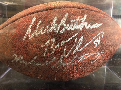 Fútbol americano Wilson Dick Butkus Brian Urlacher Mike Singletary triple firmado de la corte NFL - Imagen 2 de 9
