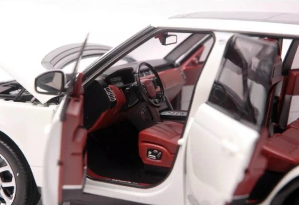 1:18 Range Rover L405 TDV8 4.4 V8 White Vogue Detailed Diecast Model Welly GT - Image 3 of 4