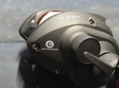 PINNACLE MATRIX SIGNATURE MXS100 RIGHT-HANDED BAITCASTER FISHING