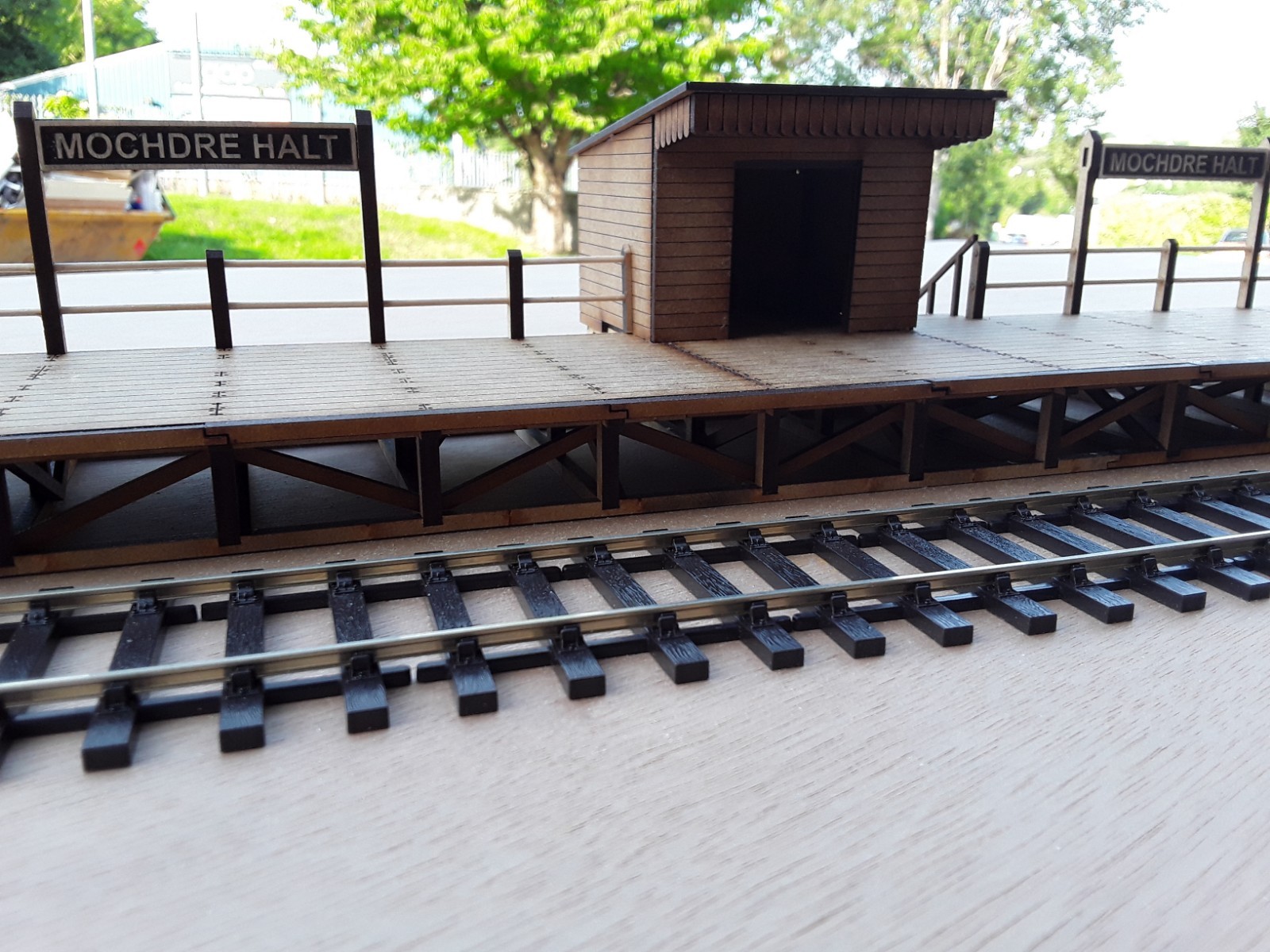 Picture 4 of 6