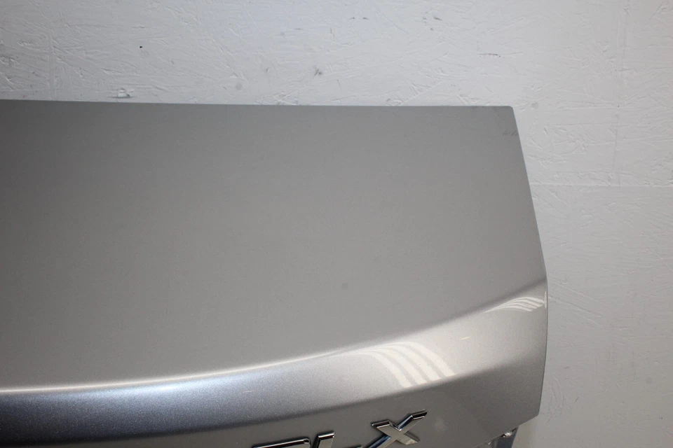 Tampa do porta-malas Acura RLX 2014-2017 fabricante de equipamento original DK2 - Imagem 2 de 4