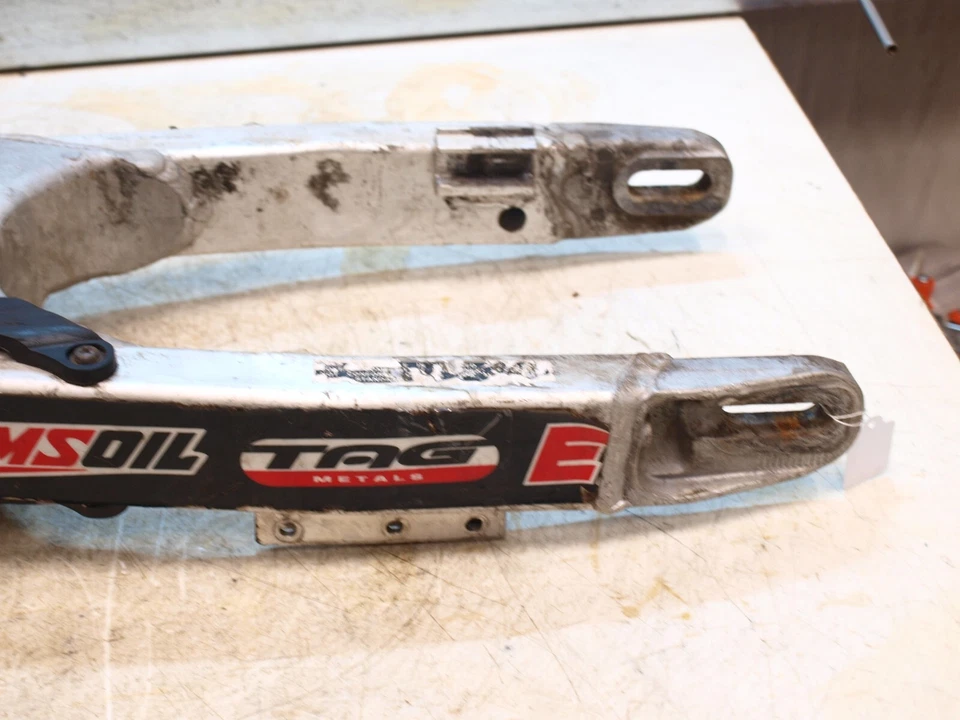 Brazo basculante de rueda pequeño Honda CR80R 2002 #7986 Foto 3 de 4