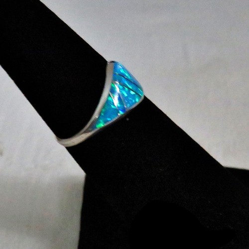Southwestern Style Sterling Silver Inlay Blue Lab Created Opal Ring Size 6 - Picture 2 of 9