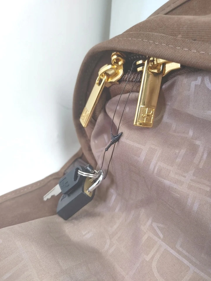 Diane Von Furstenberg DVF Traje de Ropa Bolsa de Viaje 43" Marrón Llevar Foto 4 de 4