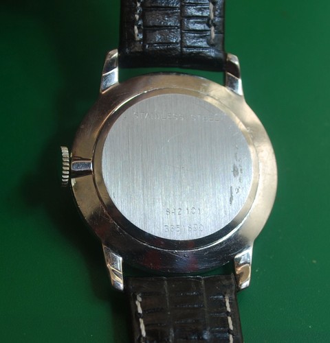 UNIVERSAL mode GENEVE Homme Vintage Années 60 Acier Inoxydable Ultra Mince Cal 2-42