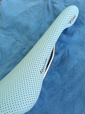 SELLE ITALIA FLITE TITANIUM Himmelgrün Weiß...