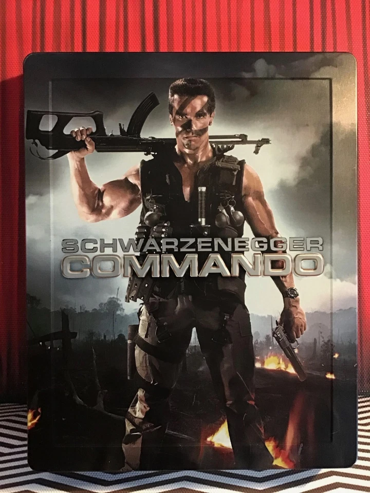 COMMANDO ('Embossed' STEELBOOK) Blu-ray. ARNOLD SCHWARZENEGGER. 1985 - Image 4 of 4