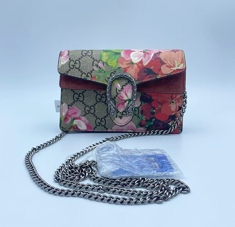 GUCCI Dionysus GGスプリーム チェーンショルダーバッグ GUCCI Dionysus GG Supreme Mini Chain Shoulder Bag Beige Flower