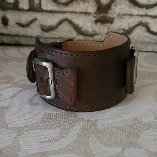 Guess Armband Unisex braun Echtleder breite Schnalle