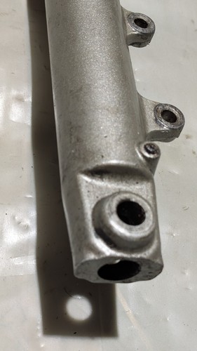 GENUINE YAMAHA FZR400 3TJ LEFT FORK LEG STANCHION - Picture 3 of 12