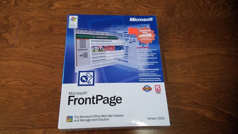 Microsoft Frontpage 2002 Brand New and Factory Sealed Mint Condition in Retail