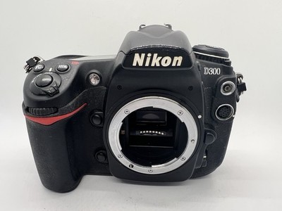 Nikon D300 Camera Body With Battery And Charger