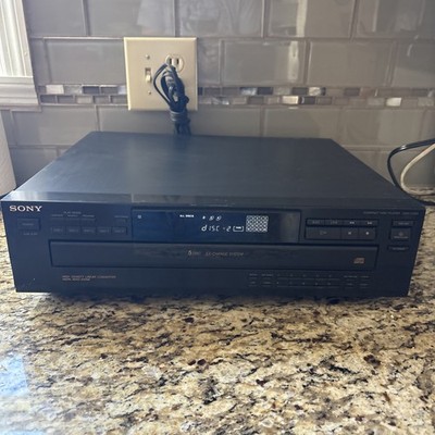 Sony CDP-C365 5-Disc CD Changer/Player  Compact Disc -TURNS ON BUT SKIPS- READ!