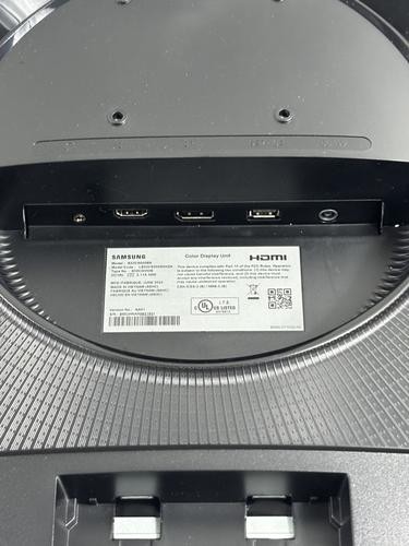 SAMSUNG 32 Odyssey G55C Series QHD 1000R Curved Gaming Monitor (Damaged LCD) - 第 4/5 張圖片