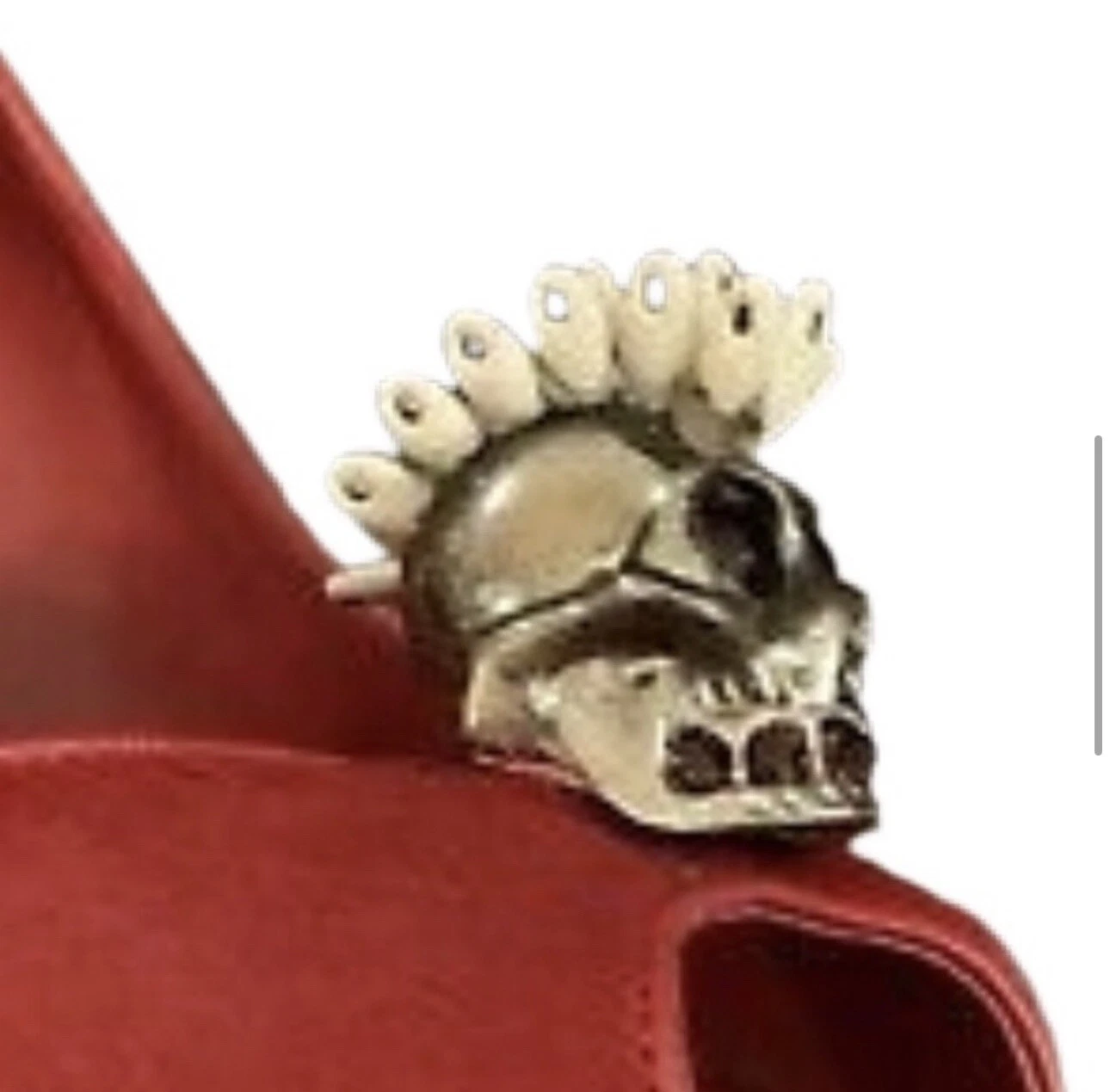 Alexander McQueen capelli pony rossi con teschio taglia 38 IOB