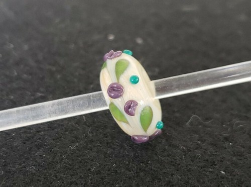 Applied glass Fenton Art Glass Jewelry Glass Bead Charm New B15 - Picture 2 of 2