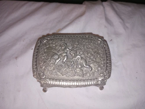 Made In Japan Red Velvet Lined Trinket Cherub Box-SEE DETAILS 