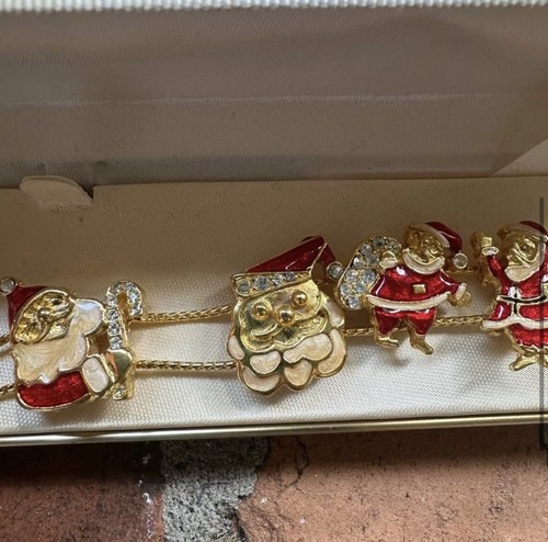 GALLERY DESIGN vintage Christmas bracelet Estate Rare Unique Santa - Picture 2 of 2
